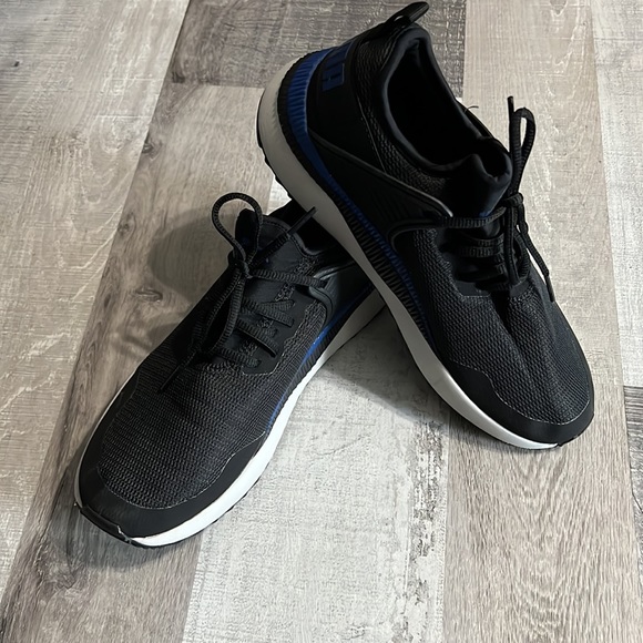 Like New PUMA Pacer Next Cage Sneaker Black Sodalite Blue Logo Men’s Size 7.5 - Picture 6 of 7